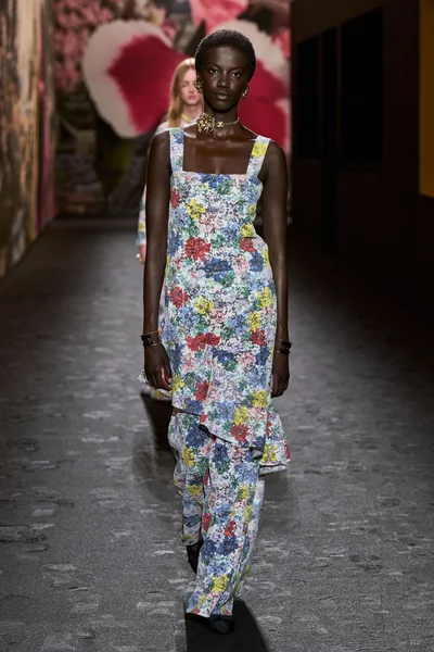 Look 71